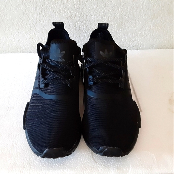 Adidas - Picture 4 of 4